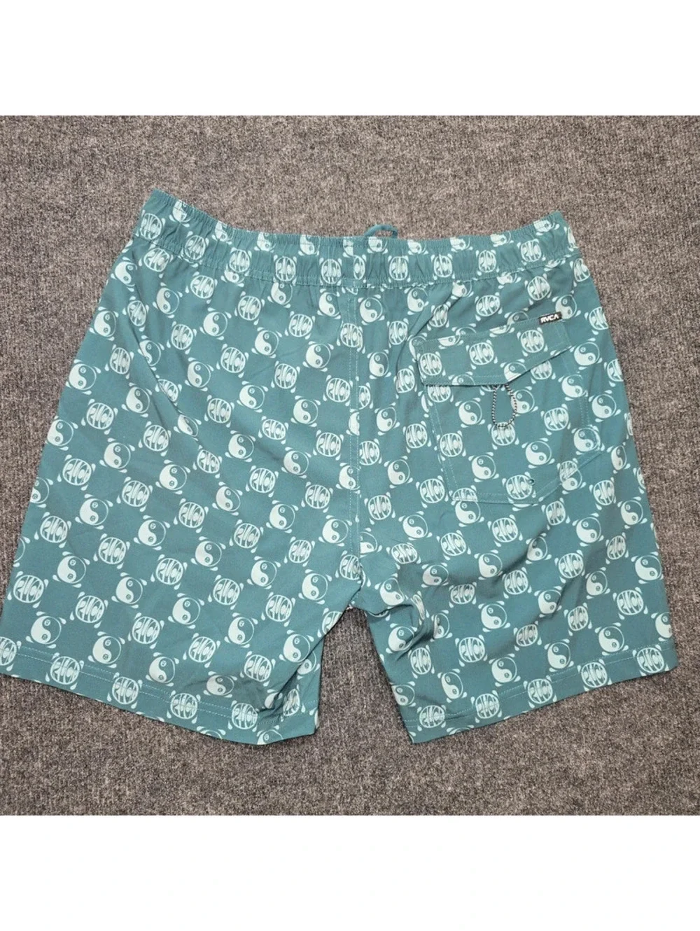 RVCA x ANP Travis Solid Trunk 17 Yin Yang Swim Shorts - Men's M